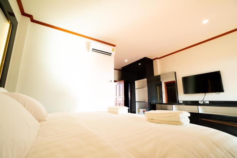 Baan Anong Hotel Араниапратет Екстериор снимка